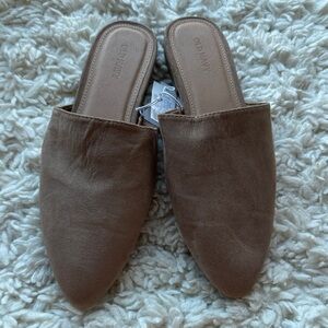🆕 Old Navy Sueded Mules‎
